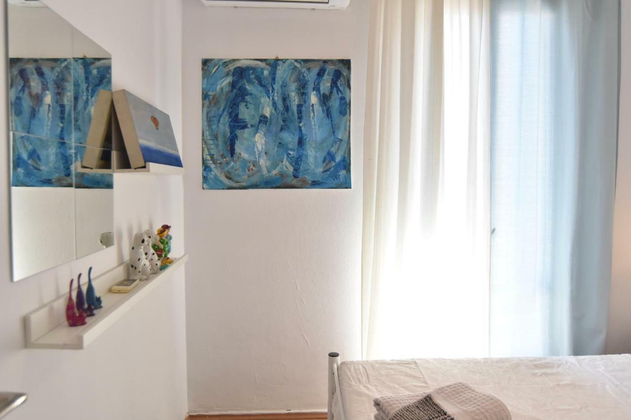 Artist'S Lovely Nest Under The Shadow Of The Parthenon Apartment Athens Exterior photo